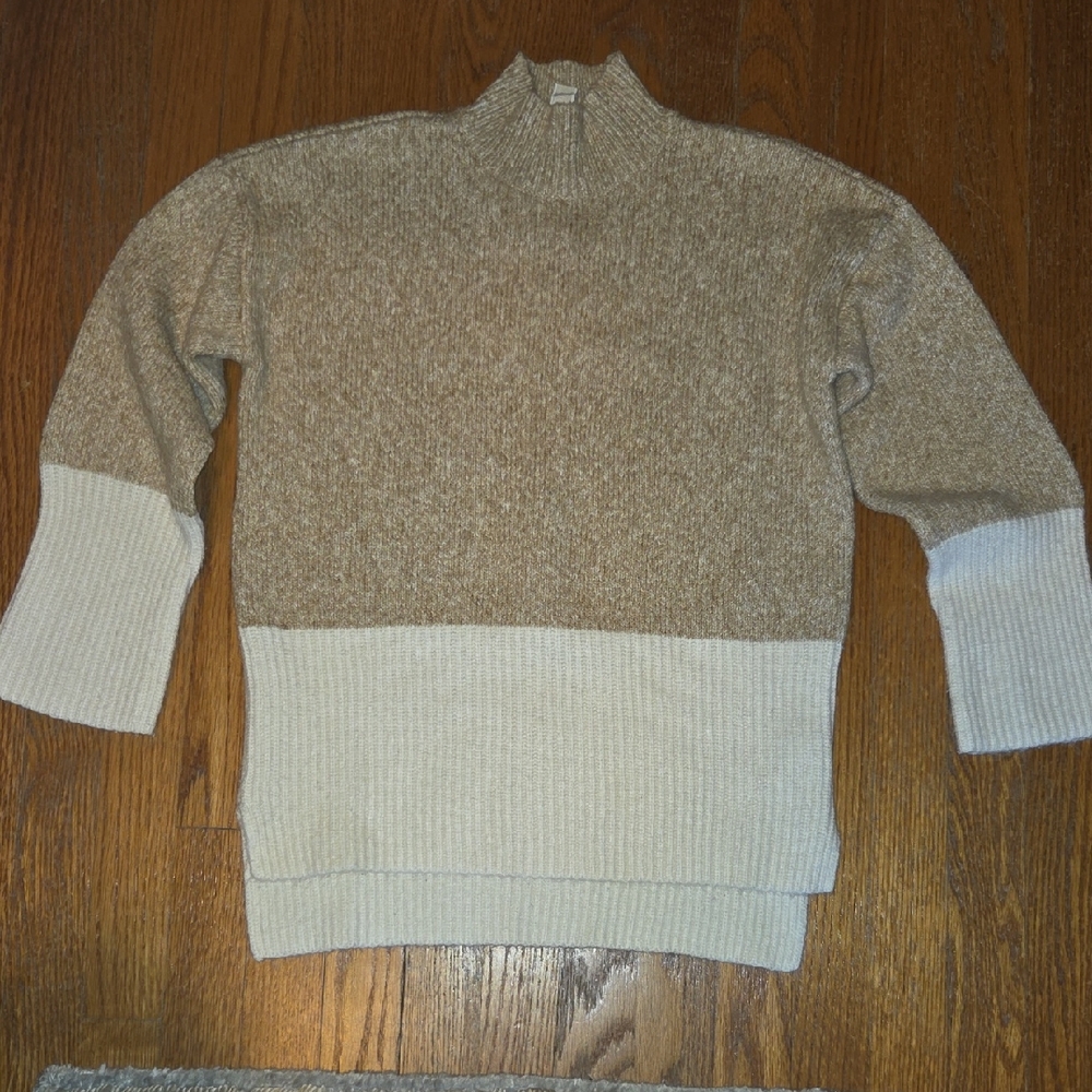 Womens  Two-Tone Sweater - Brown and Cream